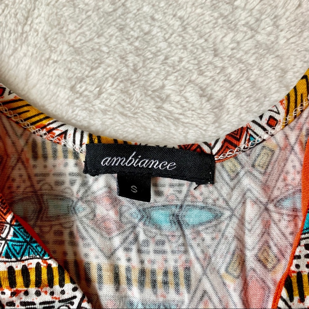Forever 21 (ambiance) NWOT Aztec romper size S - Picture 5 of 8